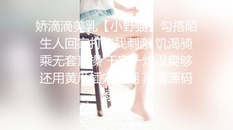 【四倍快乐】二屌抽插三逼都爽~在线全裸啪啪秀~多毛无毛【27V】 (19)