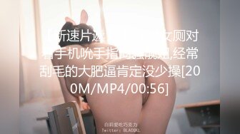 熟女妈妈3P 年纪这么大了 还逼里插一根鸡吧 嘴里吃一根鸡吧 真是法力无边