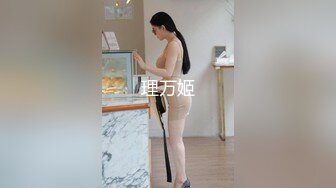 【极品超清4K厕拍】桃色回忆口罩系列9多视角上下景跟拍 可以看到美女真容 15号美女好像某女星