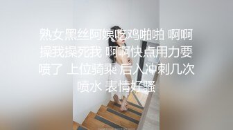 独居小虎牙美少妇笑起来很甜，全裸自慰，粉穴保养的很粉嫩