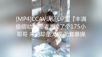 风景区女厕全景偷拍多位美女少妇前来献B (10)