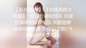 牛仔裤控小哥啪啪自拍,把女友牛仔裤裆部剪开插入,女友的颜值不低