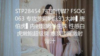 大奶美女 身材极品 在家撅着浑圆墩实大屁屁被小哥哥无套后入 操出白浆 射了满满一背