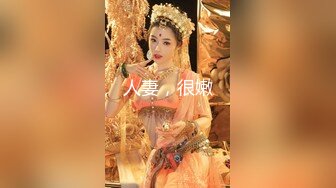 甜美又很骚顶级颜值爆乳女神，勒逼裤两个奶子露外面