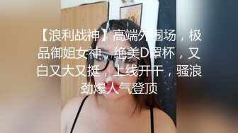 商场女厕偷拍烈焰红唇清纯牛仔裙美女⭐逼逼一道沟看的哥直痒