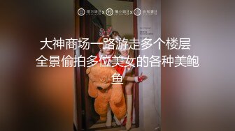 性爱海滩 肌肉骚男3P性爱