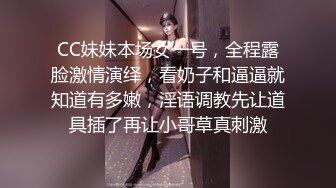 酒店女厕全景偷拍制服美女职员嘘嘘很漂亮的小鲍鱼真想尝一口连着来了两次